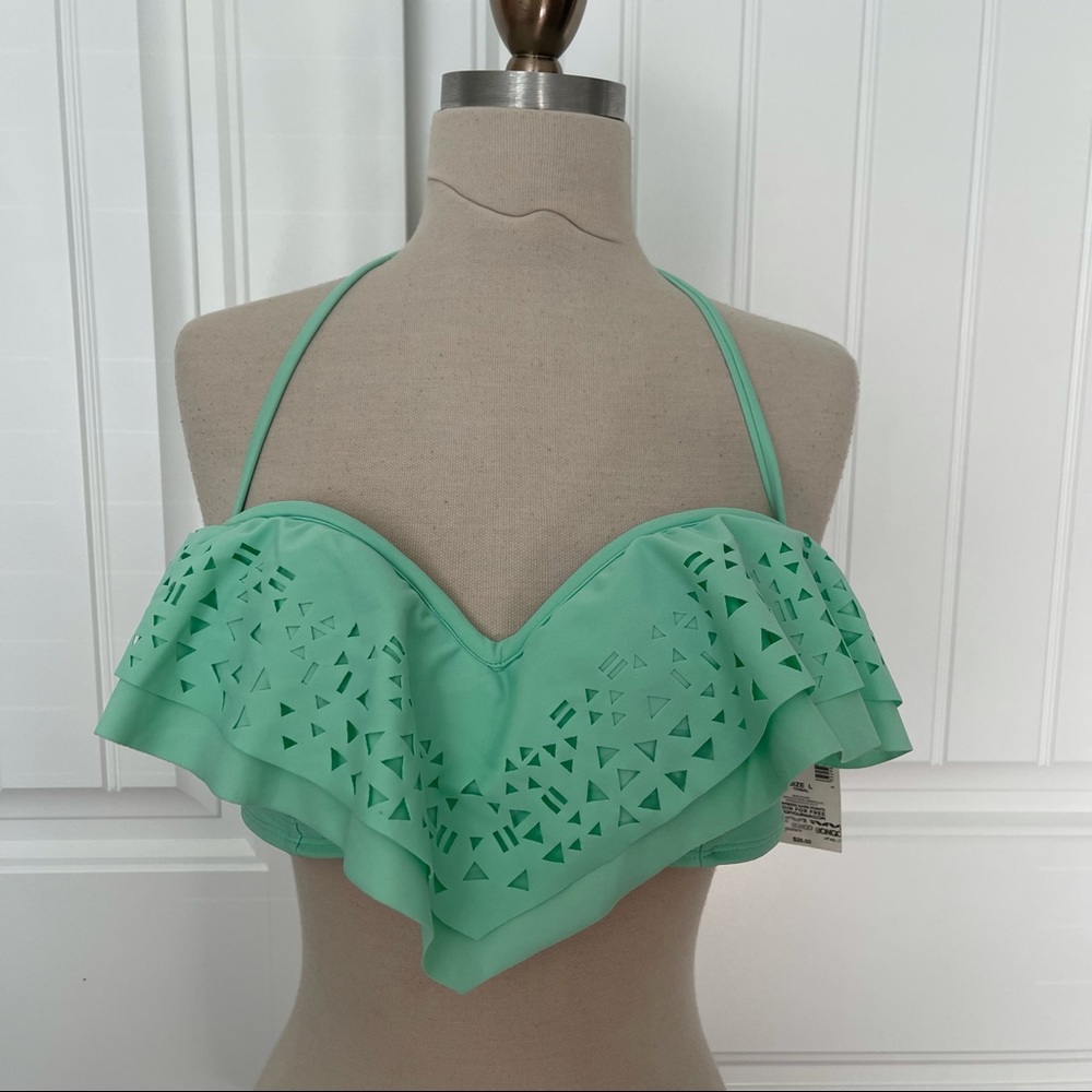 NWOT- BONGO Mint Green Bikini Top